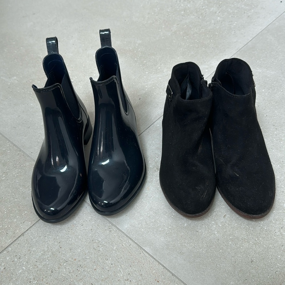 Bundle 2 pairs of Old Navy girls size 13 boots